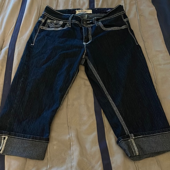 VGS Capris - Picture 1 of 4